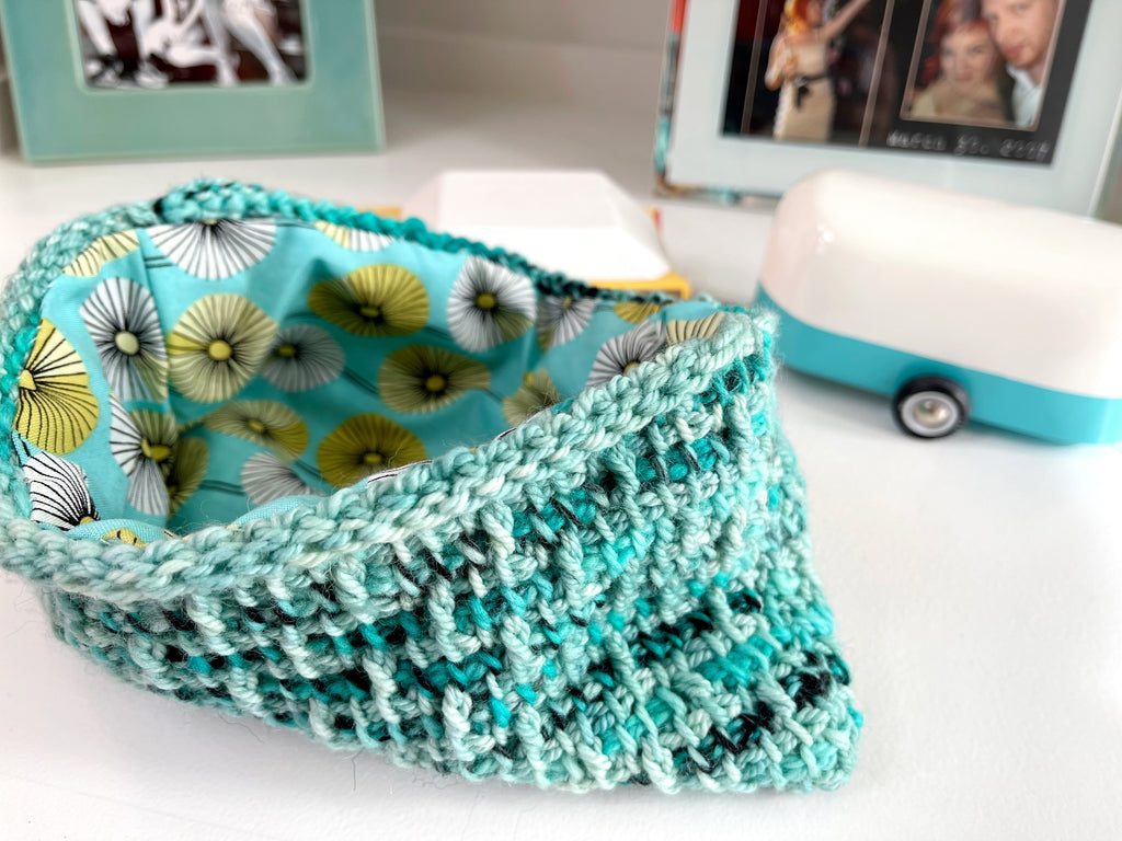 Cheerful Zippered Bag Digital Tunisian Crochet Pattern – YarnYAY!