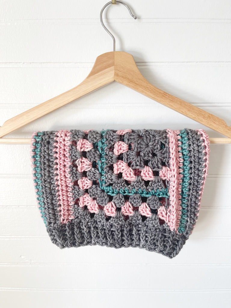 Mod Cowl Digital Crochet Pattern